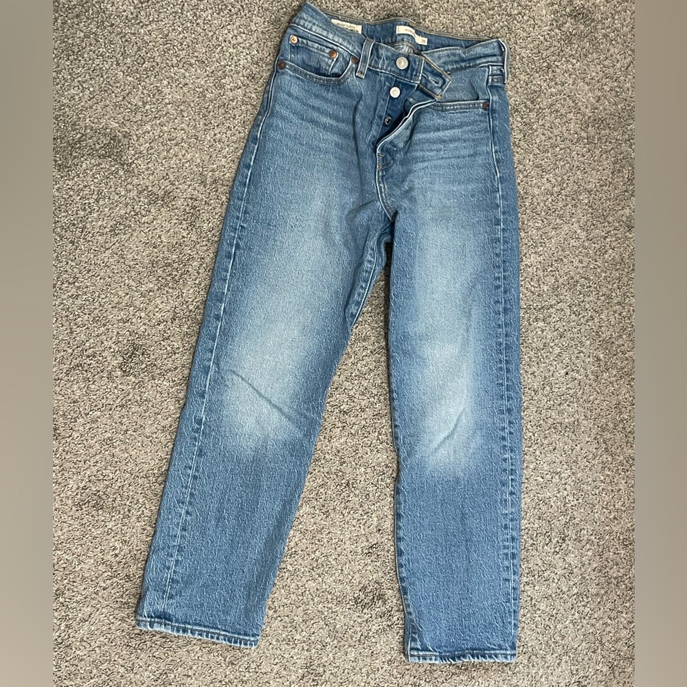 Levi’s Wedgie Straight Leg Jeans